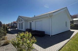 Haus kaufen in Ostpreussenstraße 11a, 38723 Seesen, Exklusiver Bungalow mit Blick in die Landschaft
