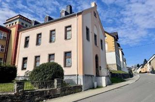 Einfamilienhaus kaufen in 09380 Thalheim, Großes Einfamilienhaus zentral in Thalheim