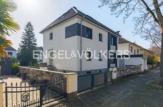 Einfamilienhaus kaufen in 67061 Süd, Stilvoll kernsaniertes Einfamilienhaus mit Pool im beliebten Musikerviertel!