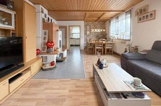 Haus kaufen in 95692 Konnersreuth, Ankommen und wohlfühlen – Ihr neues Zuhause mit Terrasse und Kaminofen!