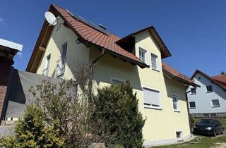 Einfamilienhaus kaufen in 95692 Konnersreuth, Einziehen und Wohlfühlen – gepflegtes Einfamilienhaus mit Terrasse und Wohlfühlambiente