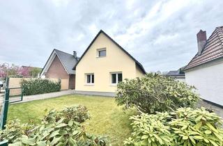 Einfamilienhaus kaufen in 28357 Borgfeld, Sanierungsbedürftiges Einfamilienhaus in Borgfeld - mit großem Grundstück