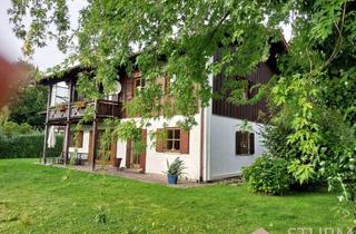 Haus kaufen in 83329 Waging am See, Typisch bayerisch und grundsolide - Zweifamilienhaus in Top Lage - Waging am See im schönen Chiemgau
