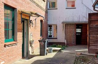 Haus kaufen in 17121 Loitz, Hier wartet ein besonderes Haus mit altem Charm und viel Potenzial auf neue Eigentümer