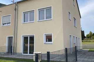 Haus mieten in Mauerbacher Straße 3d, 86551 Aichach, NEUBAU Erstbezug ins neue Haus - Aichach-Klingen