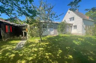 Grundstück zu kaufen in Friedendsstr. 20, 85622 Feldkirchen, ** Baugrundstück mit Altbestand **