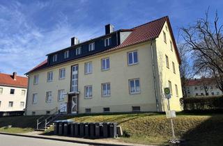 Wohnung kaufen in Thälmannplatz 12, 07426 Königsee, Klein investieren - langfristig profitieren
