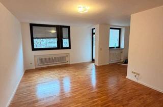 Wohnung mieten in 80993 Moosach, 100 m² Wohnfläche: Gepflegte 4-Zimmer-Wohnung mit Balkon