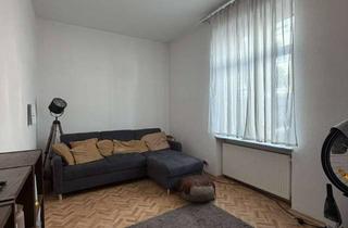 Wohnung mieten in Rheinhäuser Str. 83, 68165 Schwetzingerstadt, Zentrale 2-Zimmer-Erdgeschosswohnung in Mannheim-Schwetzingerstadt