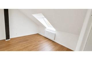 Wohnung mieten in Buersche Straße 79, 45964 Gladbeck, 2-Zimmer-Wohnung im Dachgeschoss