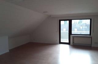 Wohnung mieten in 56412 Girod, Schöne 2-Raum-Dachgeschosswohnung mit EBK und Balkon in Girod
