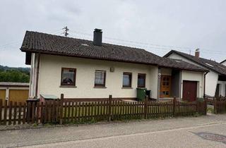 Haus kaufen in Weinbrünnlestraße 18, 76359 Marxzell, Mehrgenerationenhaus mit Panorama Blick