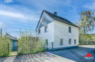 Einfamilienhaus kaufen in 58540 Meinerzhagen, Freistehendes Einfamilienhaus mit Garage, Nebengebäuden und großem Grundstück
