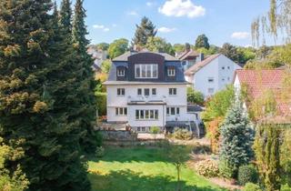 Villa kaufen in 65719 Hofheim am Taunus, Repräsentative Stadtvilla mit großzügigem Raumangebot und eingewachsenem Garten in Toplage