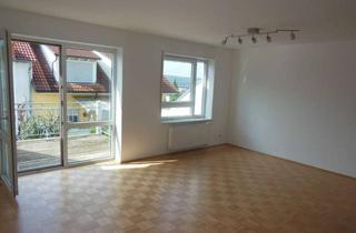 Haus mieten in 71111 Waldenbuch, Großzügiges und gepflegtes Reihenmittelhaus mit großer Balkonterrasse, kleinem Garten und Garage