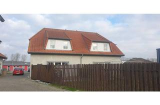 Haus mieten in Feldstraße, 23758 Oldenburg, attraktive Doppelhaushälfte am östlichen Stadtrand von Oldenburg/H.