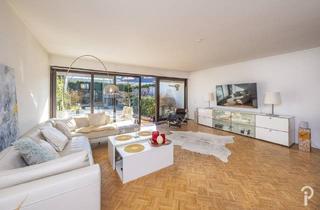 Haus kaufen in 40597 Düsseldorf, Düsseldorf - Charmantes Split-Level-Reihenendhaus in unmittelbarer Rheinnähe im Herzen von Düsseldorf-Benrath