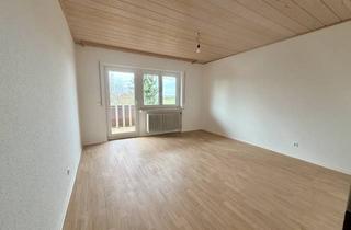 Wohnung mieten in Hausener Straße, 89233 Neu-Ulm, 3-Zimmer-Wohnung in Neu-Ulm mit Balkon und zusätzlich Dachgeschoss