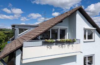Wohnung kaufen in 78234 Engen, Exklusives Dachgeschoss mit viel Licht & Raum