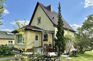 Einfamilienhaus kaufen in 15566 Schöneiche, Gemütliches Haus mit großem Garten und viel Erweiterungspotenzial