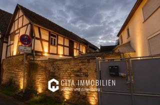 Einfamilienhaus kaufen in 35410 Hungen, Saniertes Einfamilienhaus mit Scheune, Wärmepumpe & Einbauküche in Hungen-Langd