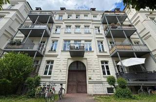 Wohnung kaufen in 04103 Leipzig, Leipzig - Zentral wohnen, ruhig leben: 2 Zimmer mit Balkon