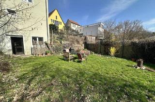 Wohnung kaufen in 96049 Bamberg, Bamberg - Stadtwohnung mit großer Terrasse und Gartenanteil in Toplage am Jakobsberg