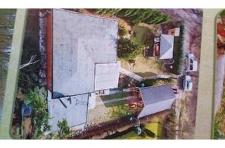 Haus kaufen in 14827 Wiesenburg, Wiesenburg/Mark - Ruhiges Waldgrundstück massiver Bungalow im Grünen