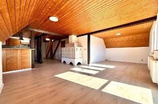 Wohnung kaufen in 71155 Altdorf, Altdorf - Lichtreiche Dachgeschosswohnung mit Balkon und Gartenanteil