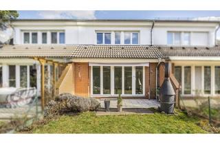 Haus kaufen in 14532 Kleinmachnow, Kleinmachnow - Ein Zuhause zum Ankommen und Bleiben - entdecken Sie Ihr neues Familienglück! *Renoviert. neue Heizung, Stellplatz*