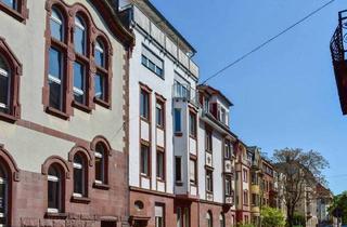 Haus kaufen in 67061 Ludwigshafen, Ludwigshafen am Rhein - Helle modernisierte Dachgeschoss Maisonette 4,5 Zimmer, 2 Tgl. Bäder, Dachterrasse, Balkon, Keller