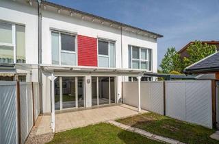 Haus kaufen in 33803 Steinhagen, Steinhagen - Familienfreundliches Reihenmittelhaus mit Terrasse, Garten und vielseitiger Raumaufteilung in beliebter Wohnlage von Steinhagen