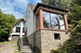 Haus kaufen in 66885 Altenglan, Altenglan - Haus mit viel Potenzial in Altenglan