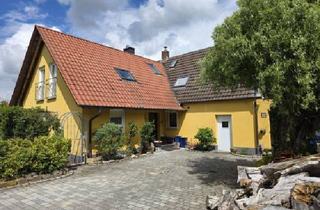 Einfamilienhaus kaufen in 97539 Wonfurt, Wonfurt - Einfamilienhaus mit Garten und Doppelgarage in 97539 Wonfurt (ID 10681)