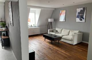 Wohnung kaufen in 90441 Nürnberg, Nürnberg - Stilvolle 2,5-Zimmer Maisonette-Wohnung (ohne Provision, mit EBK)