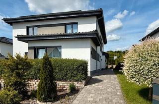 Einfamilienhaus kaufen in 36124 Eichenzell, Eichenzell - Modernes Familienhaus mit ELW & Garten