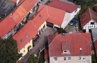 Haus kaufen in 06536 Südharz, Südharz - Großes Haus mit Hof , Scheune , Garagen & Garten in Questenberg