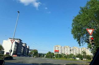 Wohnung kaufen in 30880 Laatzen, Laatzen - Eigentumswohnung Dreizimmer Zentral