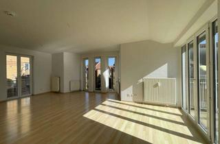 Wohnung kaufen in Doktor-Kron-Weg, 14641 Nauen, Wohnen auf zwei Ebenen – Maisonette mit Terrasse & Stellplatz