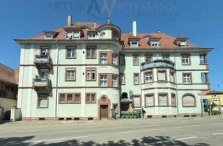 Wohnung kaufen in 77933 Lahr, Interessantes Immobilienpaket mit DG-Wohnung, Dachbodenflächen & 5 Stellplätzen