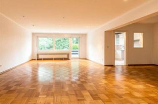 Wohnung kaufen in 45479 Broich, Großzügige Eigentumswohnung mit Schwimmbad & Balkon