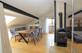 Wohnung kaufen in 83233 Bernau, Stilvoll im Dachgeschoss!
