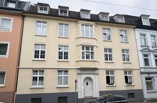 Wohnung kaufen in 42277 Wuppertal, Modernisierte Altbauwohnung mit Balkon in Wuppertal-Oberbarmen