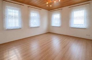 Wohnung mieten in Pfählerstraße, 72574 Bad Urach, Moderne 7-Zimmer-Wohnung mit Balkon in zentraler Lage von Bad Urach