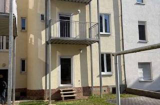 Wohnung mieten in Ernst-Toller-Str. 13, 08412 Werdau, 08412! HELLE MAISONETTENWOHNUNG EG/OG MIT TERRASSE + BALKON!
