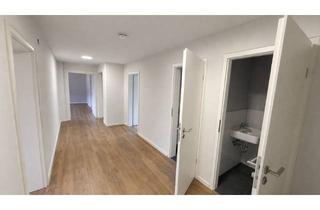 Wohnung mieten in Varnhagenstraße 41c, 81241 Aubing-Lochhausen-Langwied, frisch renovierte, helle 4-Zimmerwohnung