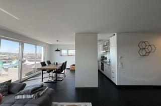Wohnung mieten in Brächterstraße 22, 71732 Tamm, Lichtdurchflutete 4-Zimmer-Wohnung mit Balkon und Ausblick über Tamm (6-Familienhaus)