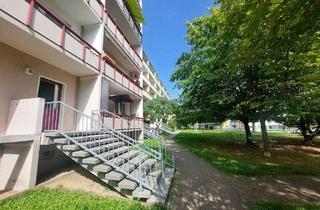 Wohnung mieten in Ostring 26, 02828 Königshufen, Hell, Freundlich, Einbauküche - ab August verfügbar!