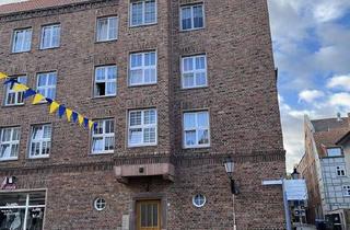 Wohnung mieten in Altwismarstr. 28, 23966 Altstadt, 4 Raumwohnung mit Kamin und Balkon in der Altstadt