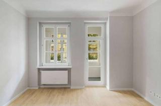 Wohnung mieten in Herrenhausstraße, 12307 Berlin, Wohnkomfort mit Loggia & Balkon: Moderne 3-Zi.-Whg. nahe S-Bhf Schöneweide
